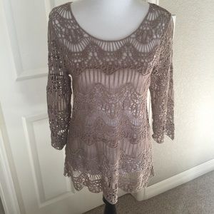 Beautiful Lace / Crocheted top. Maurices. Size M